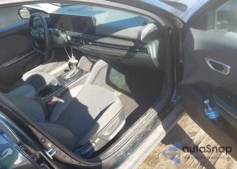 2025 Kia K4 Lxs z USA, uszkodzony, nr VIN 3KPFT4DE2SE018542